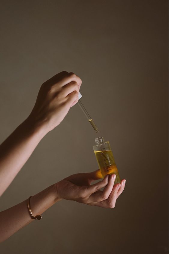 Nourishing DIY Rosemary Oil Hair Serum