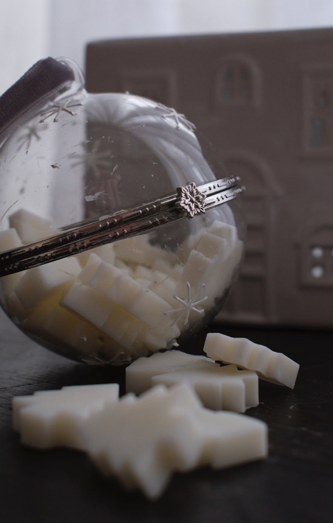 'Mini-Mistle-Melt' Baubles