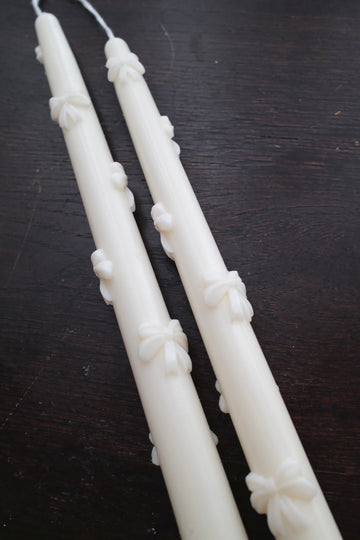 Bow Taper Candlestick