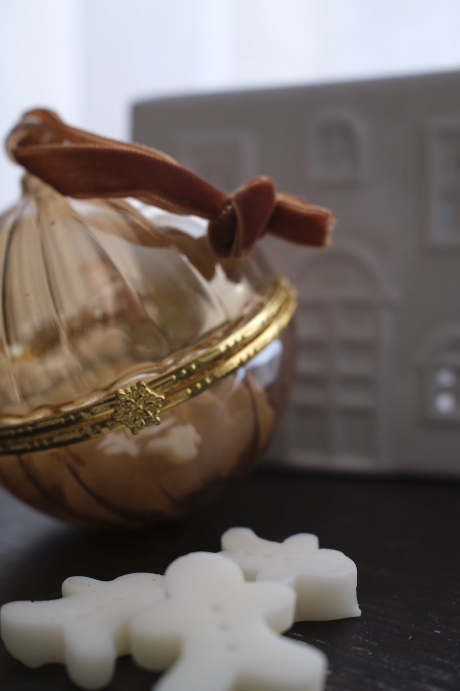 'Mini-Mistle-Melt' Baubles