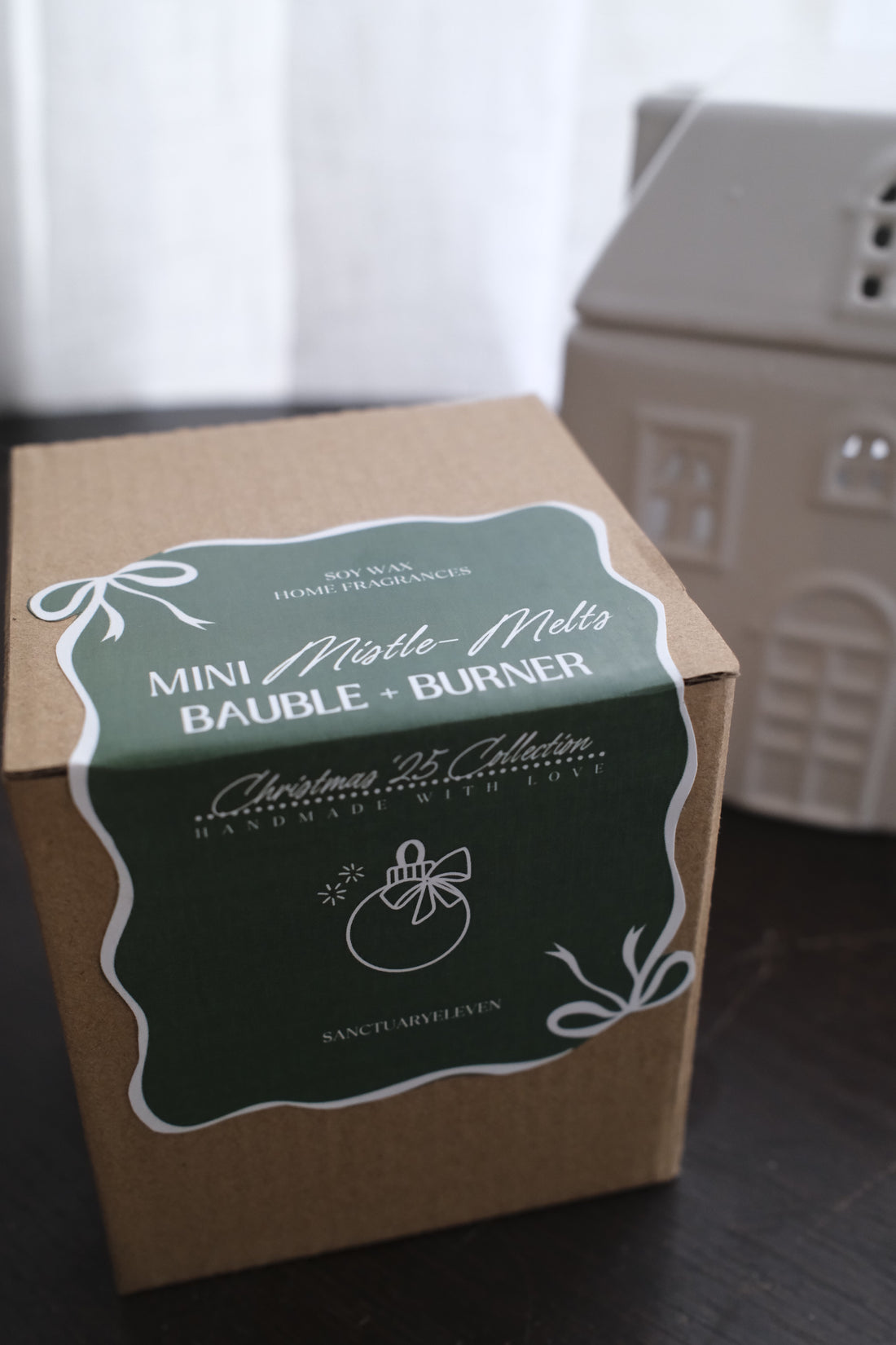 'Mini-Mistle-Melt' Baubles