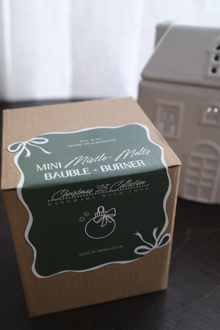 'Mini-Mistle-Melt' Baubles