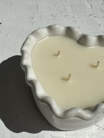 S11 X Cosiness23 Heart Pot Candle