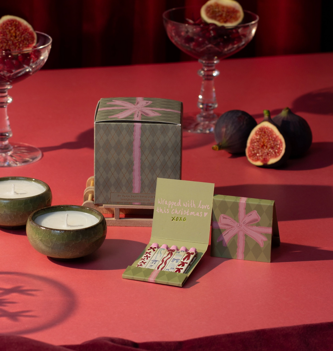 'Wrapped with Love' Matchbook