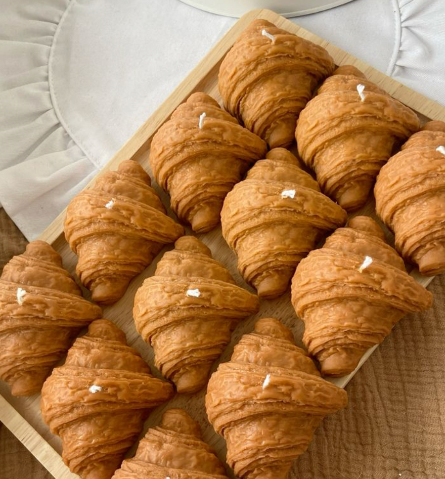 Croissant Candle