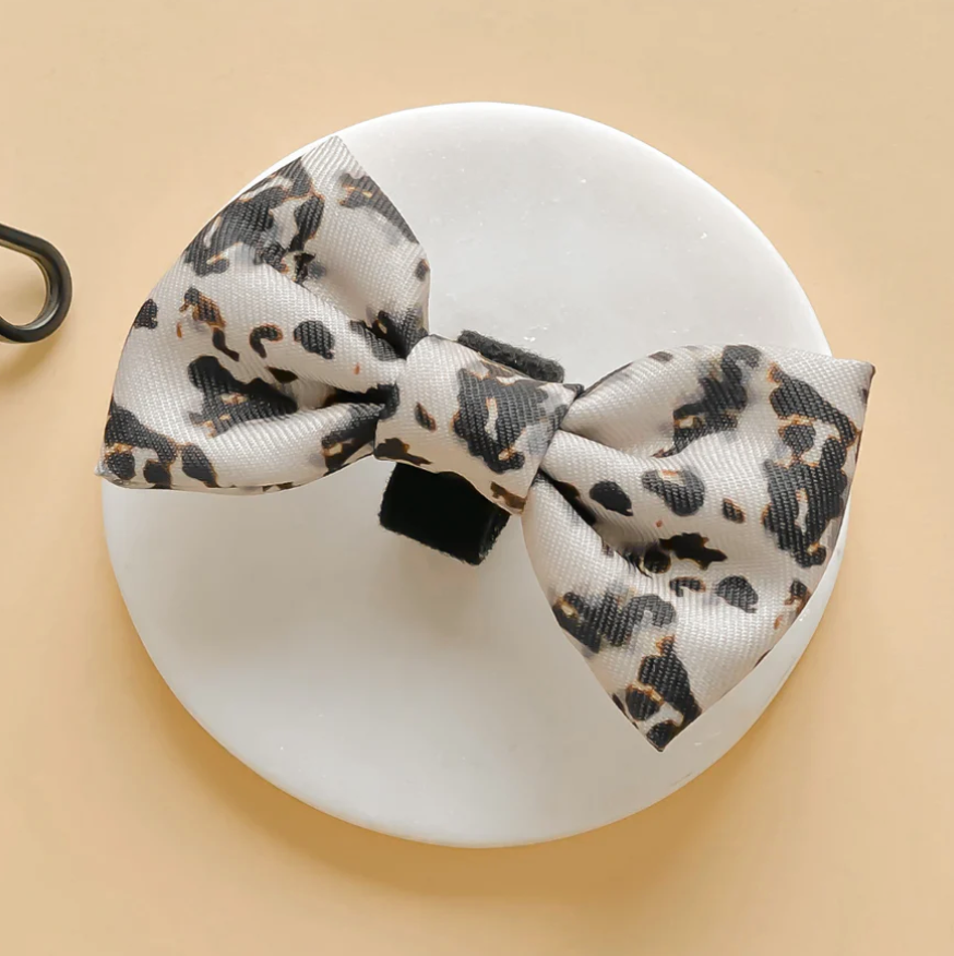 Ivory Tort Bow Tie Regular price